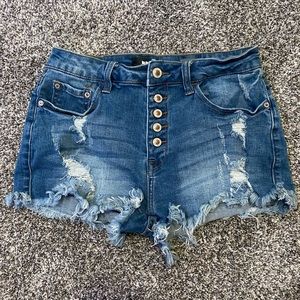 high rise medium wash denim shorts (I&M)